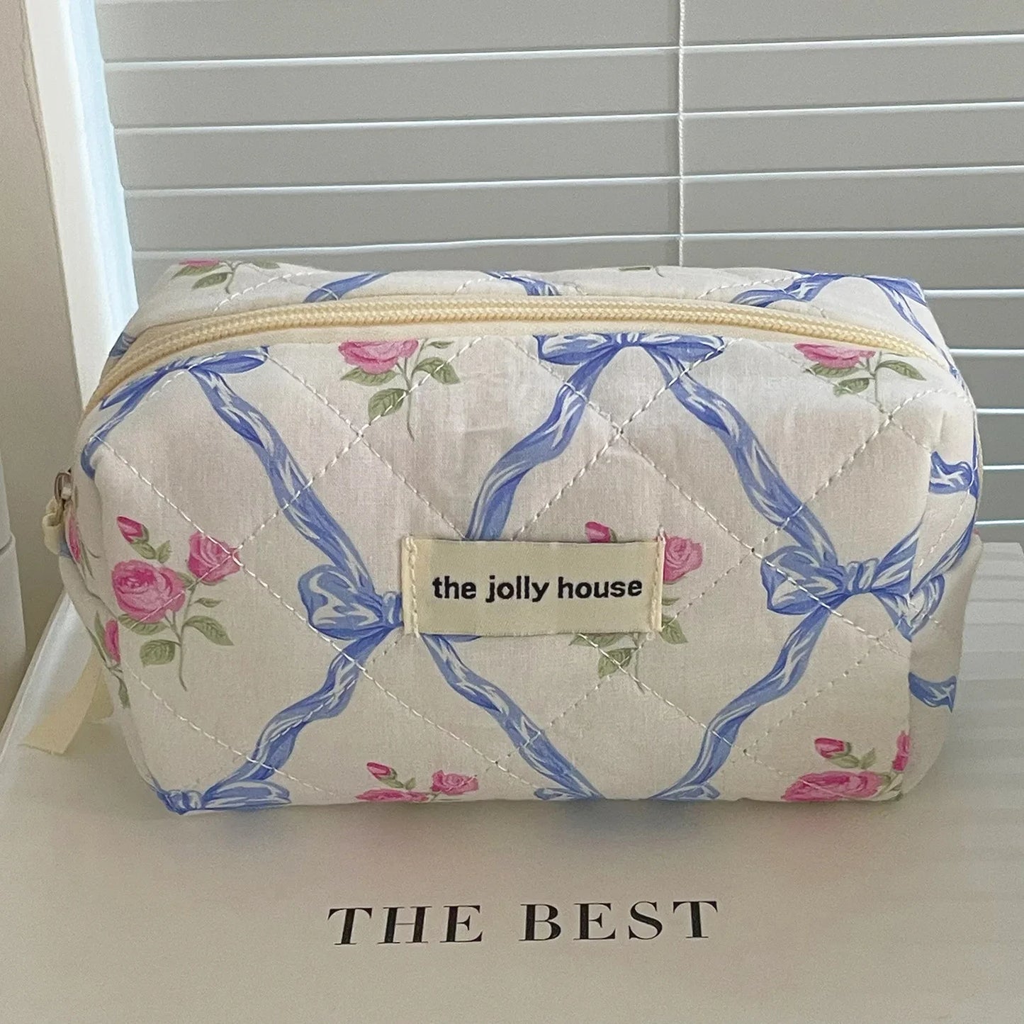 Lumara "the jolly house" Outing/Makeup Bag